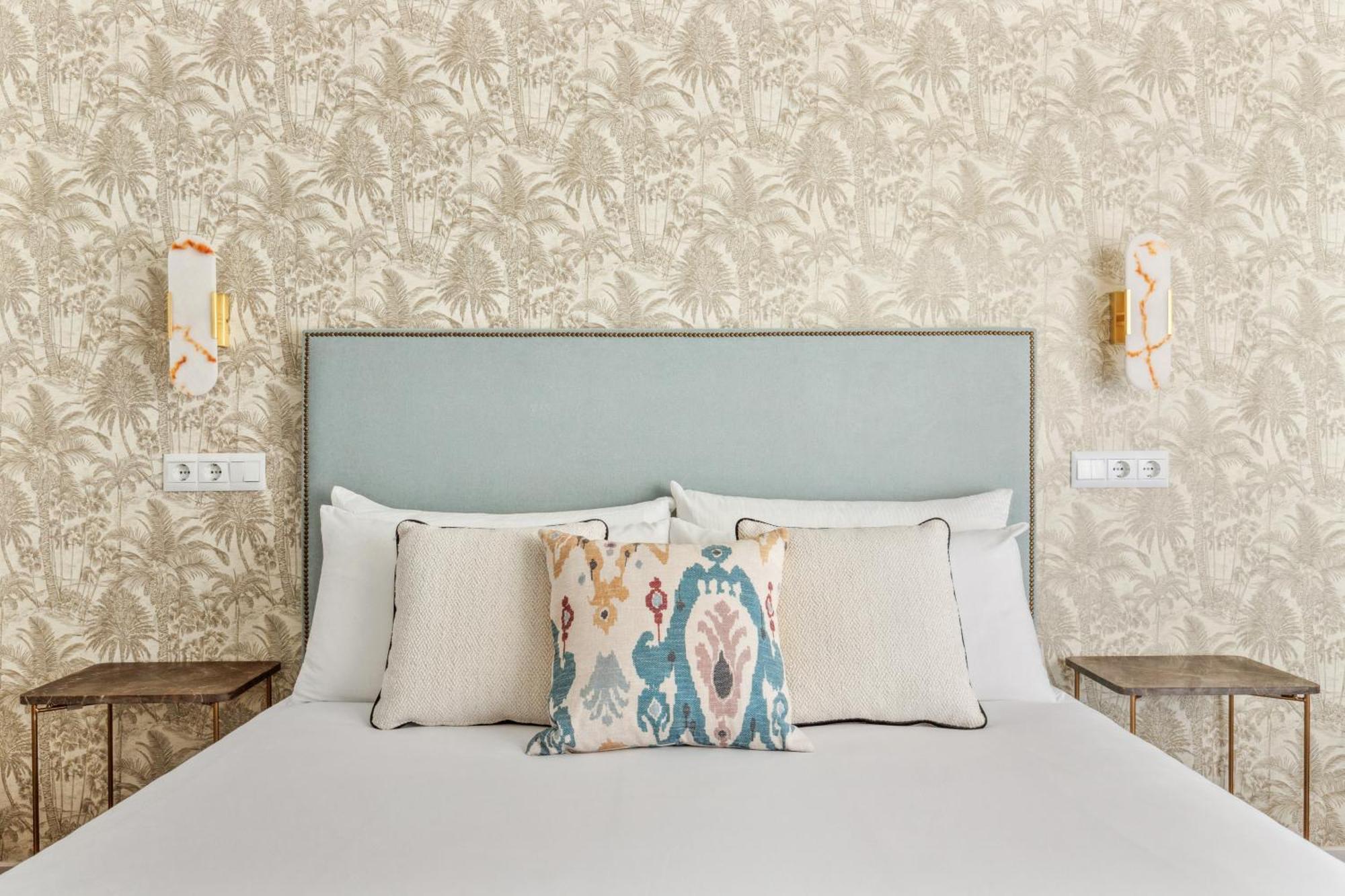 Epidemia & Quite Bedrooms By Ele Apartments マラガ エクステリア 写真